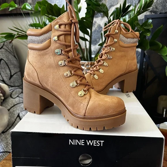 Nine West Qwork2 Women's Lug Sole Boots Natural Size 8.5 - Picture 6 of 13